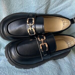 Lug sole loafers